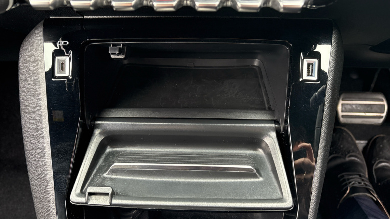 Peugeot 2008 100kW GT 50kWh 5dr Auto Electric Estate